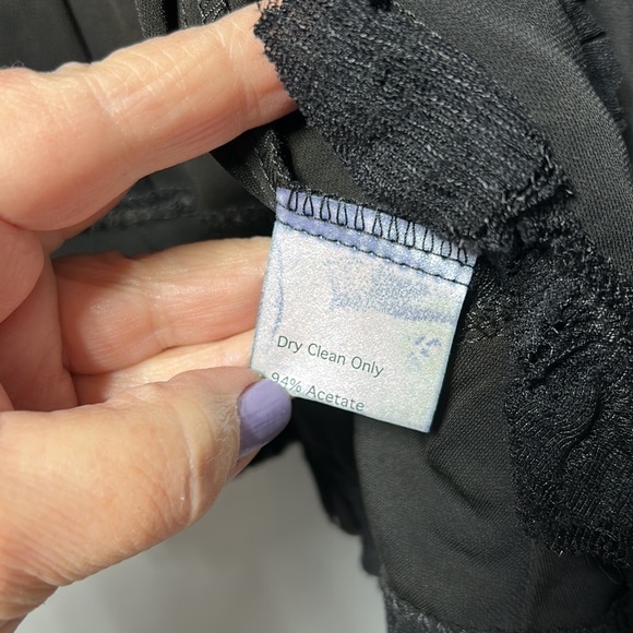 Look gold label size XS long sleeve black overlay boutique wear. NWT - Picture 11 of 15